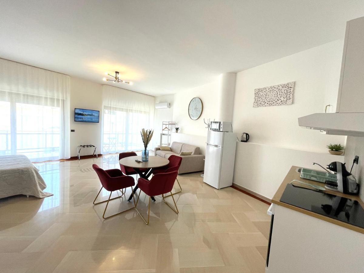 Trani Suite - Moro 10 Ngoại thất bức ảnh